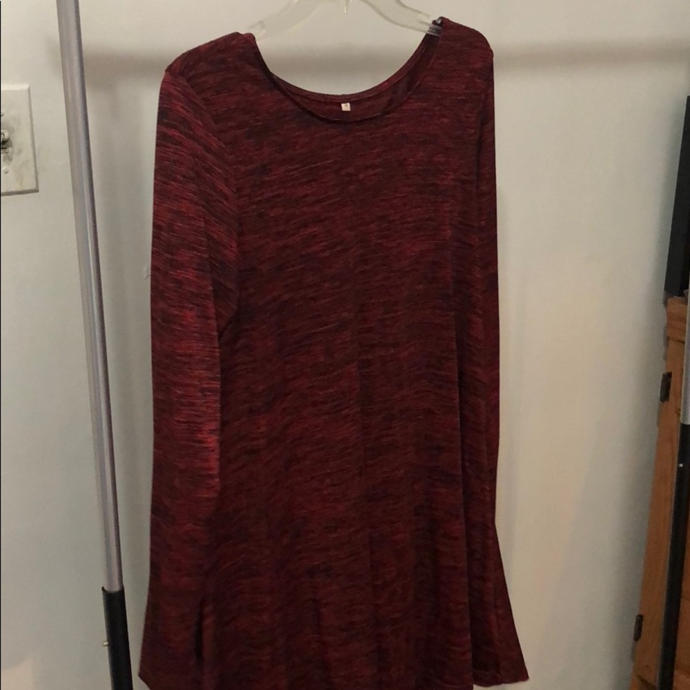 Thin red and black patterned dress